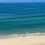 O Mar Cura! Apto Compartilhado Frente Mar Para Mulheres E Maes Solo! Viva Uma Experiencia Local!