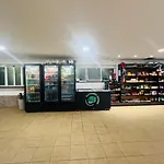 O Mar Cura! Apto Compartilhado Frente Mar Para Mulheres E Maes Solo! Viva Uma Experiencia Local!